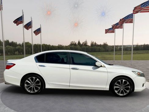 Used 2015 Honda Accord Sport image 8