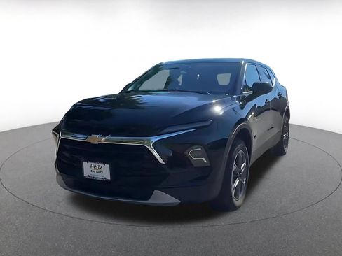 Used 2025 Chevrolet Blazer LT FWD image 15