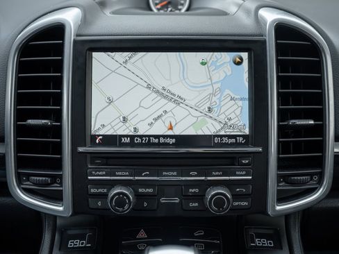 Used 2014 Porsche Cayenne Diesel image 24