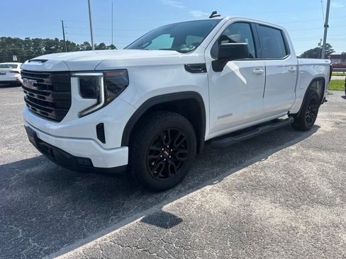 Used 2023 GMC Sierra 1500 Elevation AWD/4WD image 7
