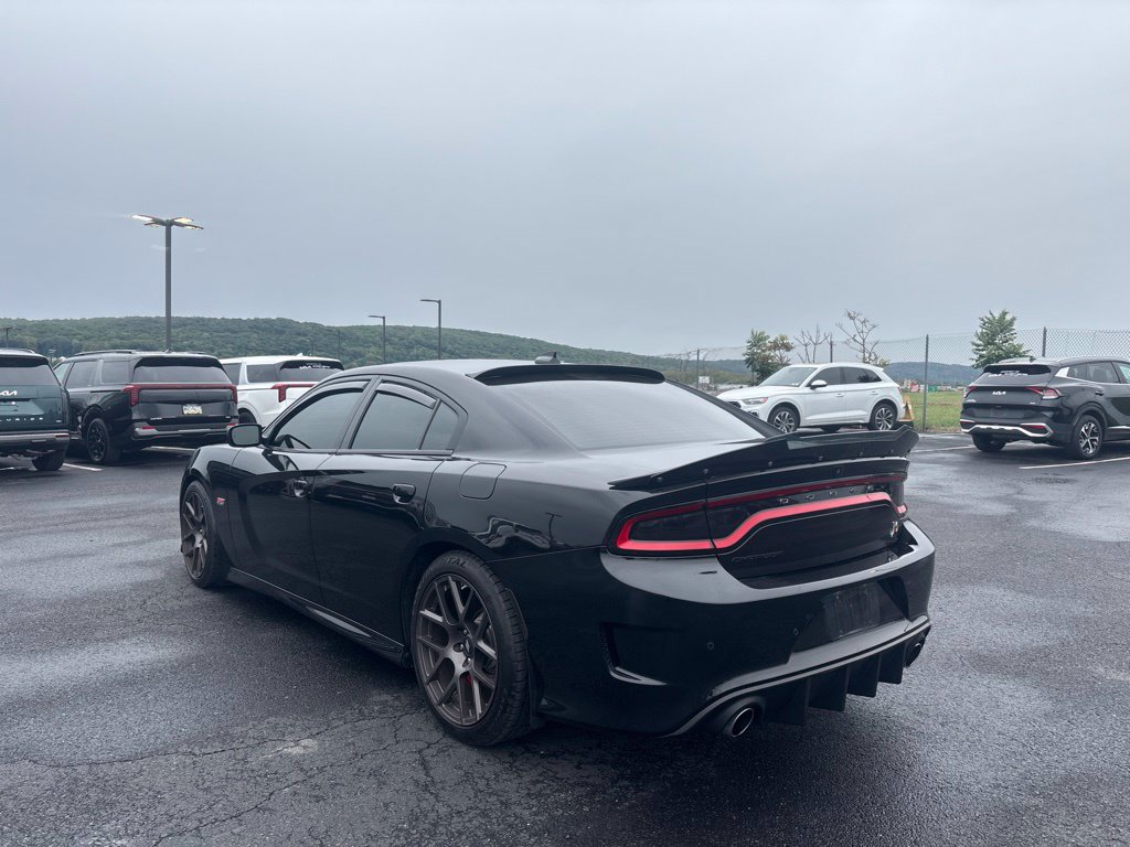 Used 2019 Dodge Charger Scat Pack w/ Technology Group RWD image 5