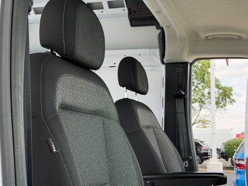 New 2026 RAM ProMaster 3500 w/ Convenience Group FWD image 32