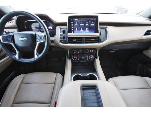 Used 2024 Chevrolet Tahoe Premier w/ Premium Package RWD image 9