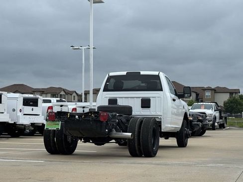 New 2025 RAM 3500 Tradesman image 4