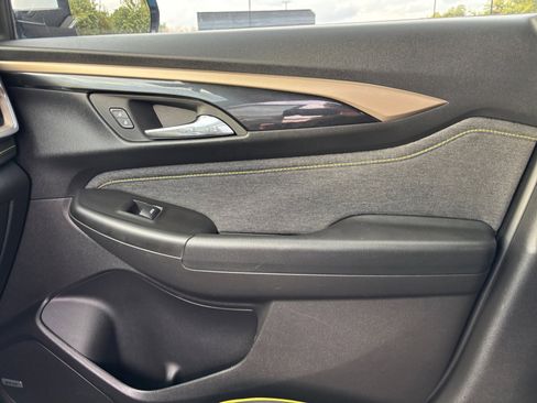 Used 2025 Chevrolet TrailBlazer ACTIV w/ Convenience Package image 16