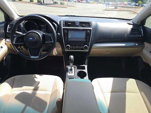 Used 2018 Subaru Outback 2.5i Premium AWD/4WD image 18