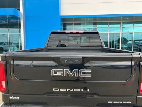 Used 2024 GMC Sierra 1500 Denali Ultimate AWD/4WD image 6