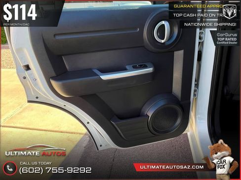 Used 2007 Dodge Nitro R/T RWD image 21