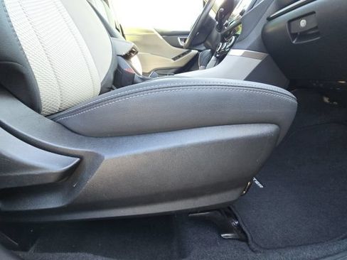Used 2023 Subaru Forester Premium AWD/4WD image 18