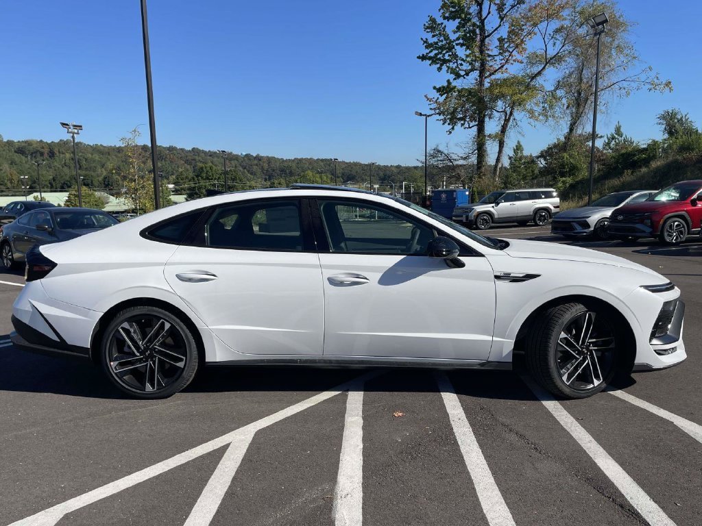 New 2026 Hyundai Sonata N Line FWD image 2