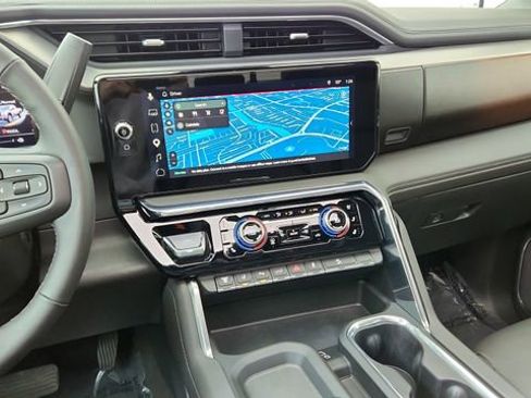 Used 2025 GMC Sierra 3500 Denali w/ Denali Reserve Package image 47