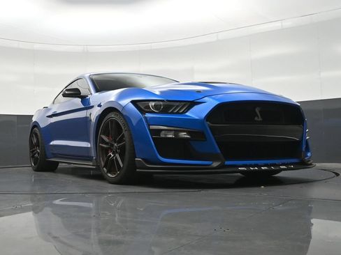 Used 2021 Ford Mustang Shelby GT500 w/ Technology Package RWD image 34