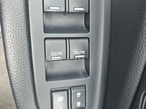 Used 2022 Honda Ridgeline Sport image 12