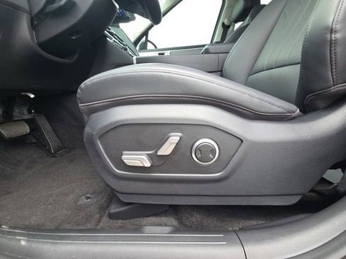 Used 2025 Hyundai Santa Fe XRT AWD/4WD image 25
