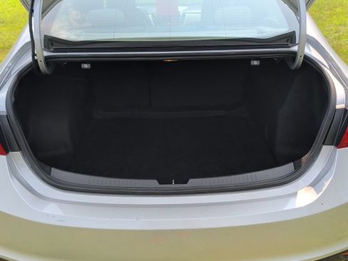 Used 2022 Chevrolet Malibu LS FWD image 13