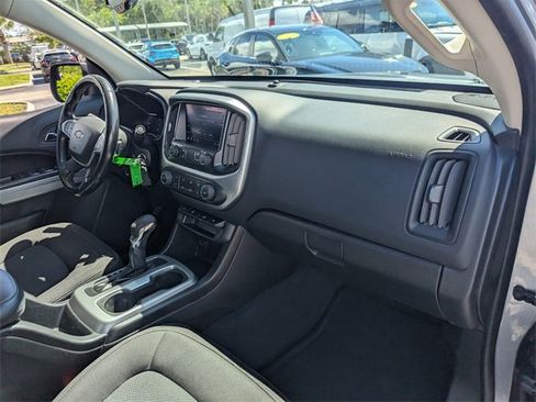 Used 2022 Chevrolet Colorado LT w/ LT Convenience Package image 14