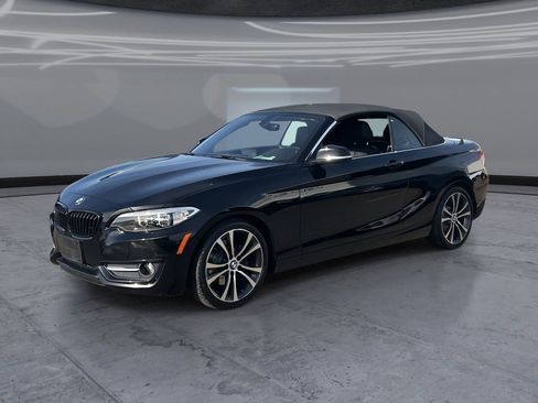 Used 2017 BMW 230i Convertible RWD image 1