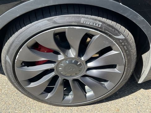 Used 2020 Tesla Model Y Performance AWD/4WD image 17