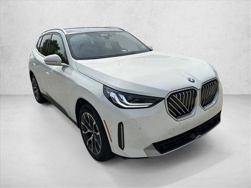Used 2026 BMW X3 xDrive30i AWD/4WD image 3