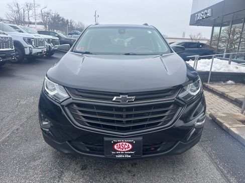 Used 2020 Chevrolet Equinox LT w/ Midnight Edition image 2