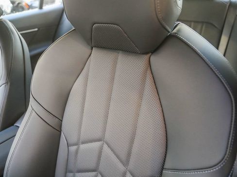 Used 2026 BMW 530i w/ M Sport Package RWD image 21