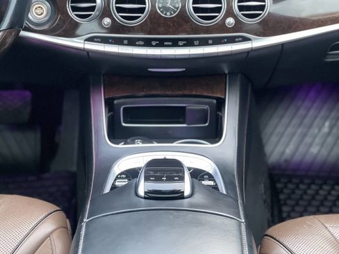 Used 2018 Mercedes-Benz S 560 4MATIC Sedan image 35
