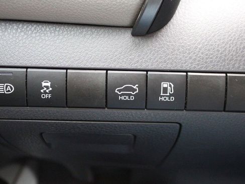 Used 2021 Toyota Camry XSE FWD image 29