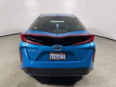 Used 2018 Toyota Prius Prime Premium image 4