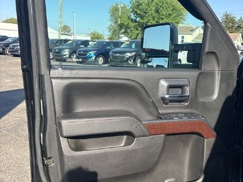 Used 2016 GMC Sierra 2500 SLE image 16