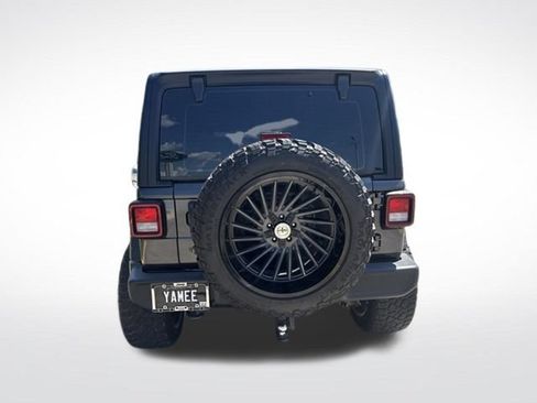 Used 2024 Jeep Wrangler Unlimited Sport AWD/4WD image 7
