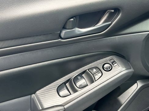 New 2026 Nissan Altima 2.5 SV FWD image 13