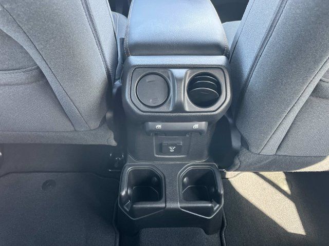 Certified 2026 Jeep Wrangler Unlimited Sahara AWD/4WD image 17