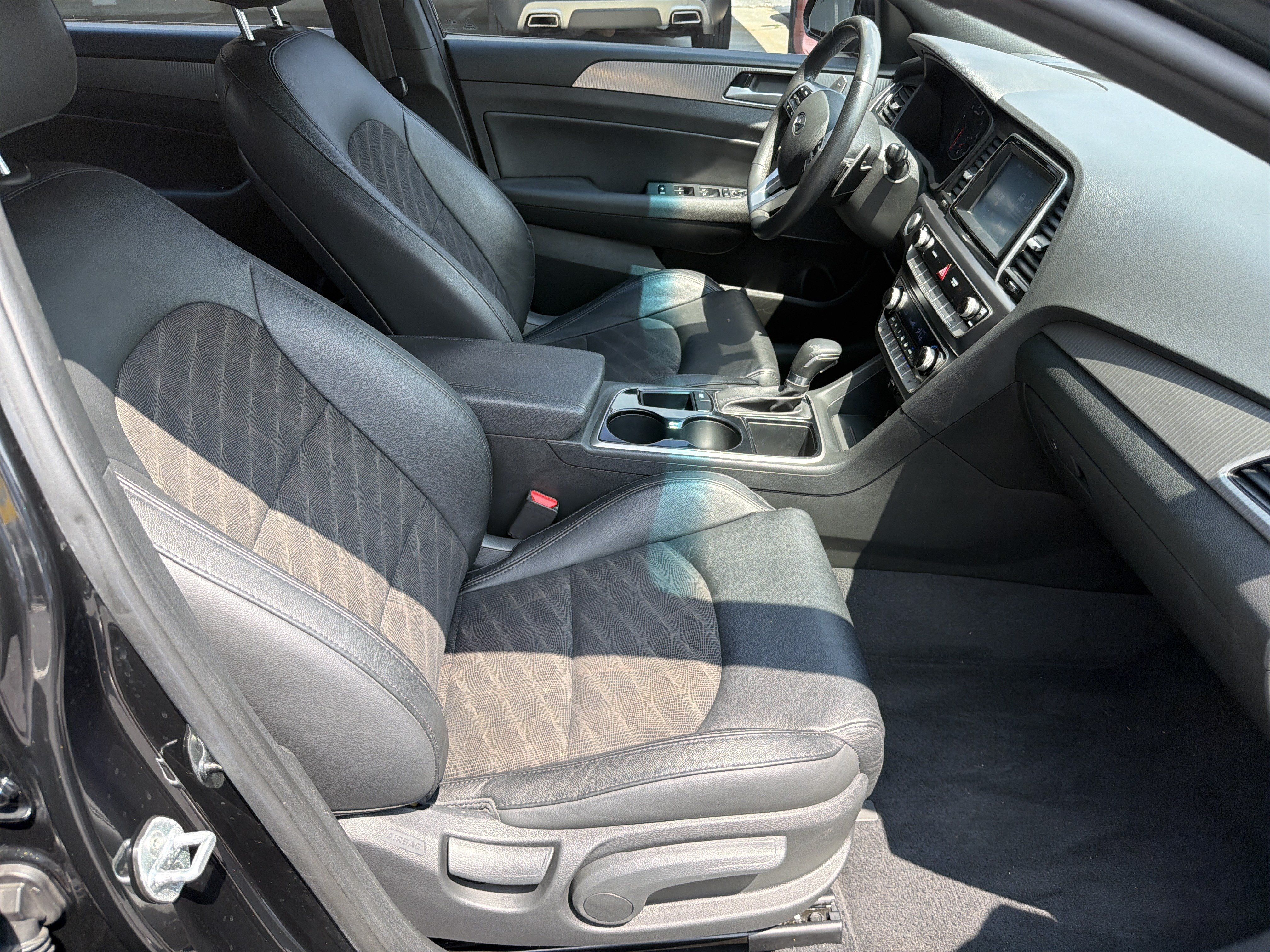 Used 2018 Hyundai Sonata Sport FWD image 13