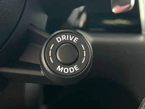 New 2026 Porsche Macan S image 31