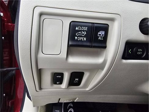 Used 2014 Lexus IS 250C w/ Navigation System Package RWD image 21