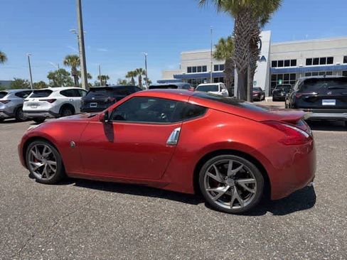 Used 2015 Nissan 370Z w/ Sport Package image 14