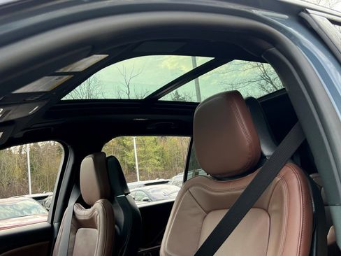 New 2026 Lincoln Aviator Reserve w/ Luxury Package AWD/4WD image 16
