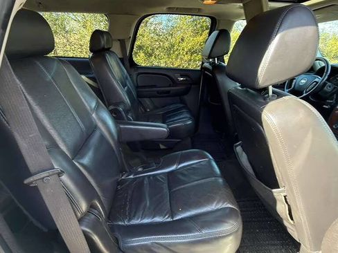 Used 2007 Chevrolet Tahoe LTZ w/ LTZ Preferred Equipment Group AWD/4WD image 26