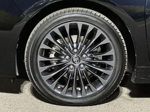 Used 2016 Toyota Avalon Touring image 35