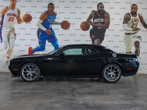Used 2023 Dodge Challenger GT RWD image 15