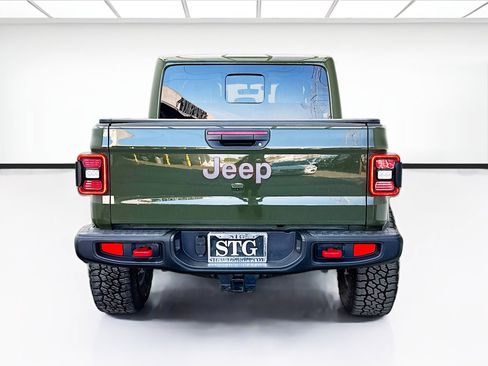 Used 2022 Jeep Gladiator Rubicon w/ LED Lighting Group AWD/4WD image 5