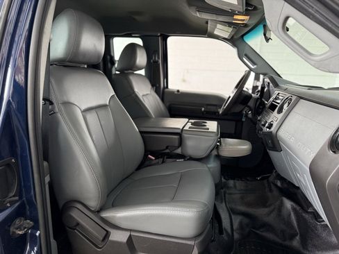 Used 2011 Ford F550 4x4 SuperCab Super Duty w/ PWR Equipment Group image 43