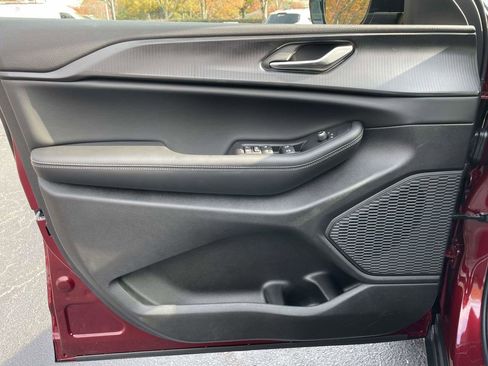 New 2025 Jeep Grand Cherokee L Altitude image 26