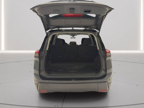 Used 2025 Nissan Rogue SV FWD image 9