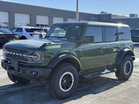 New 2025 Ford Bronco Big Bend w/ Black Diamond Package image 5