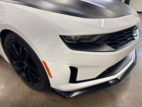 Used 2019 Chevrolet Camaro LT image 22