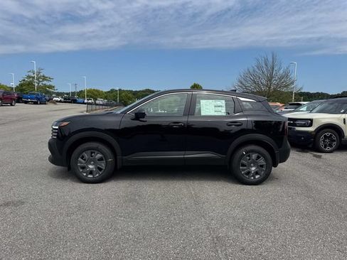 New 2026 Nissan Kicks S FWD image 7