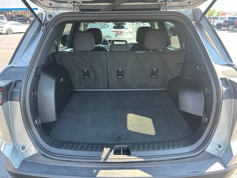 Used 2026 Chevrolet Equinox LT AWD/4WD image 38