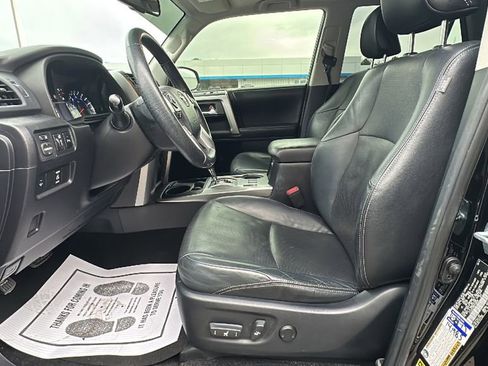 Used 2016 Toyota 4Runner SR5 image 10