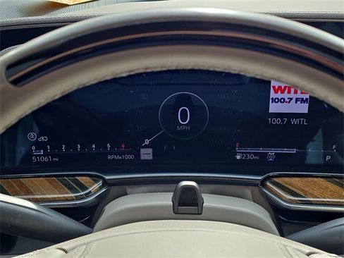 Certified 2023 Cadillac Escalade ESV Premium Luxury Platinum w/ LPO, Radiant Package image 11